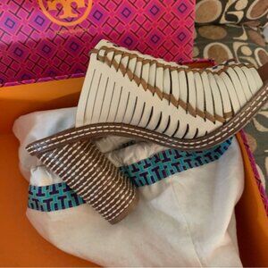 Tory Birch Dulce de leche Pecha mules